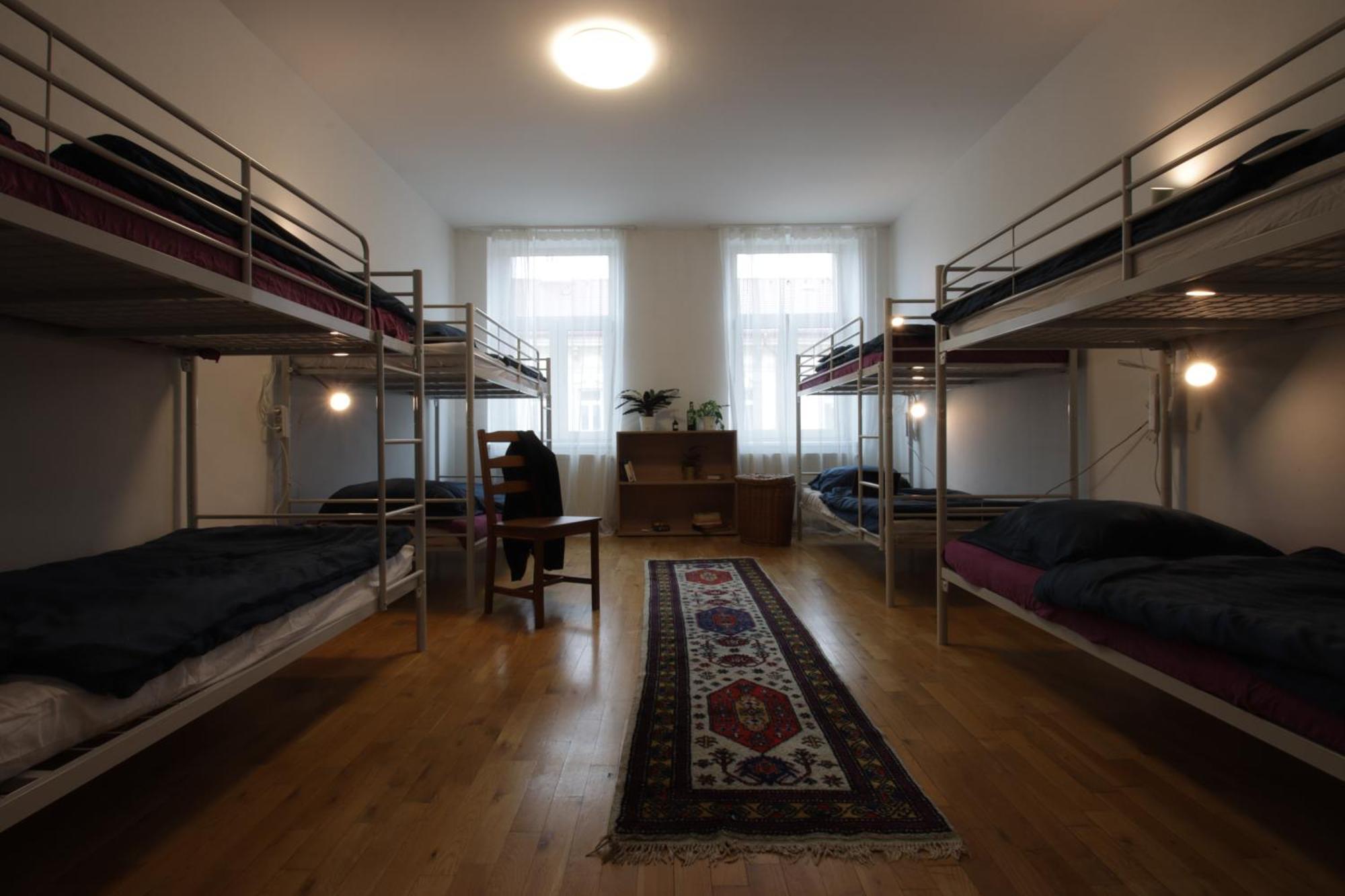 In Hostel براغ المظهر الخارجي الصورة