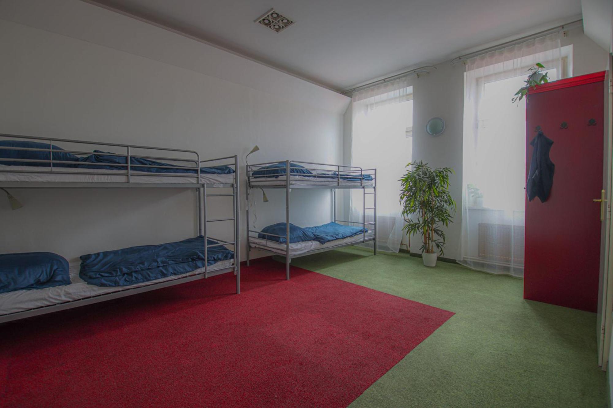 In Hostel براغ المظهر الخارجي الصورة