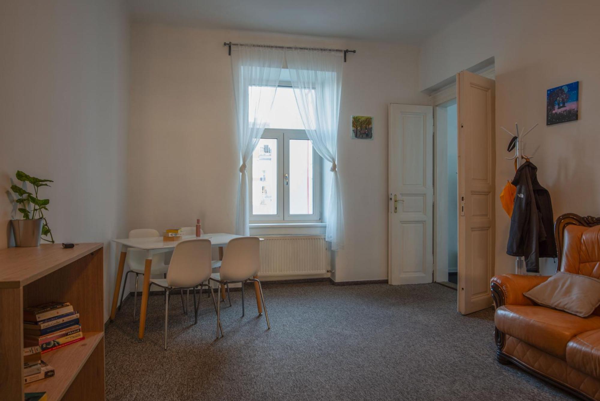 In Hostel براغ المظهر الخارجي الصورة