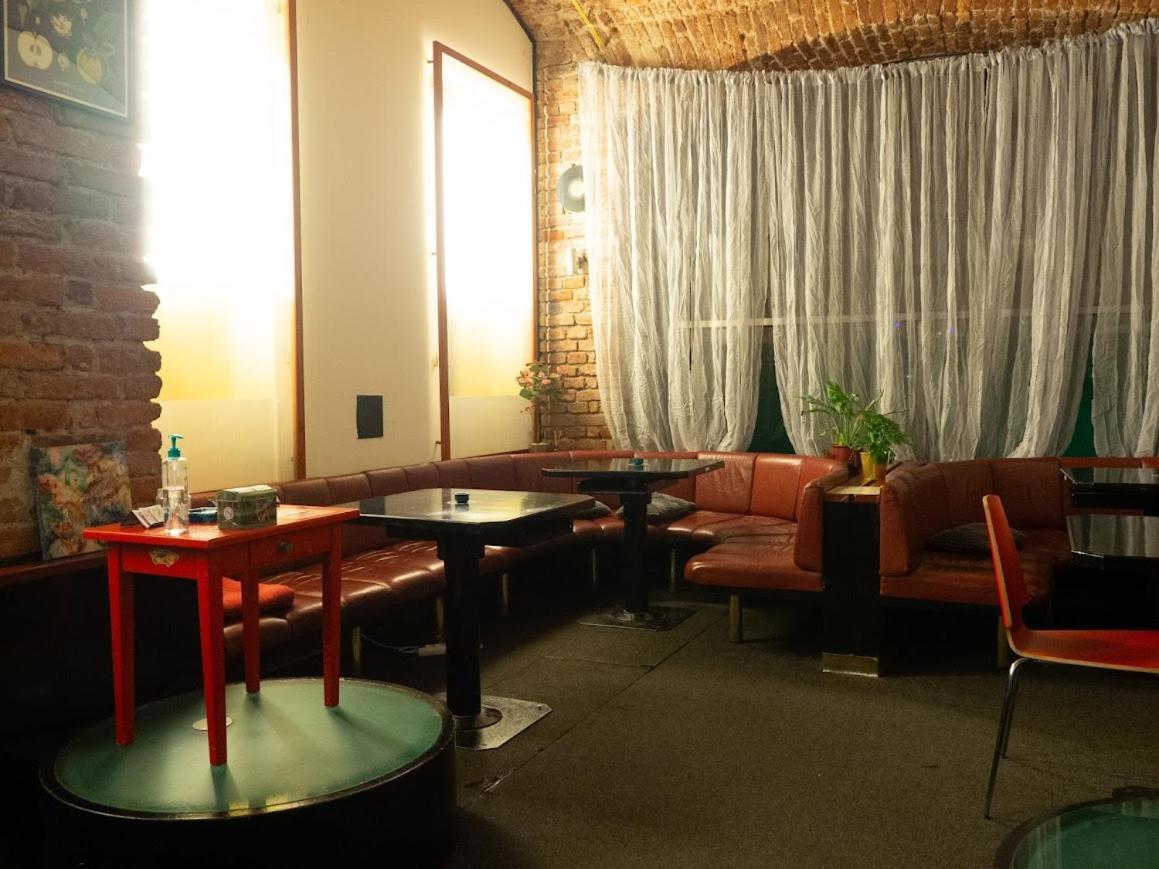 In Hostel براغ المظهر الخارجي الصورة